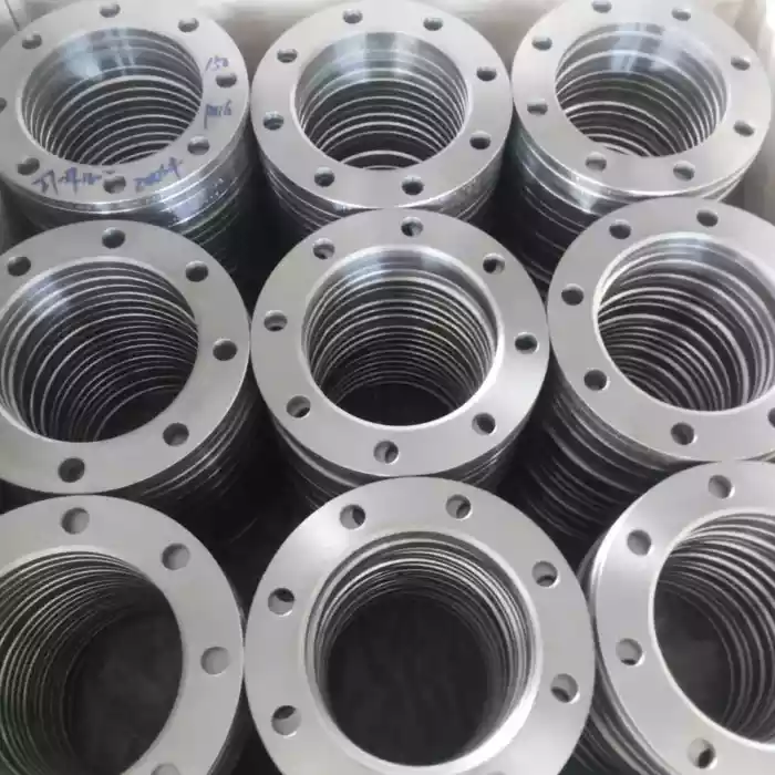 High Quality DN50 A105 Carbon Steel Plate Flange Welding Neck Slip On Perforated Plate Flange WN Flange Raised Face Pipe Fitting - Image 2