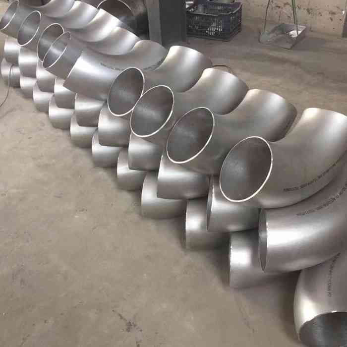 Carbon Steel Short Radius Elbow Seamless Pipe Connector for High-Pressure Pipeline Systems